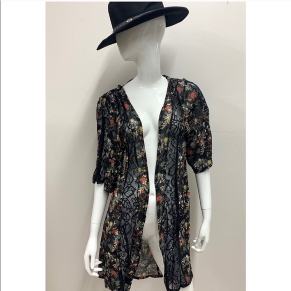 HP🎉NEW Sam Edelman Chiffon Floral Kimono Coverup Lightweight Cardigan Layer Top - Picture 2 of 8